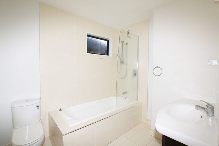 Photo of property in Albany Gardens, 23 Masons Road, Oteha, Auckland, 0632