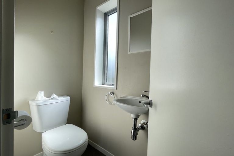 Photo of property in 3/4 Taramea Place, Addington, Christchurch, 8024