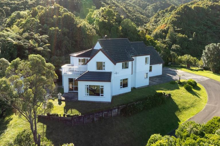 Photo of property in 22a Westpoint Avenue, Harbour View, Lower Hutt, 5010