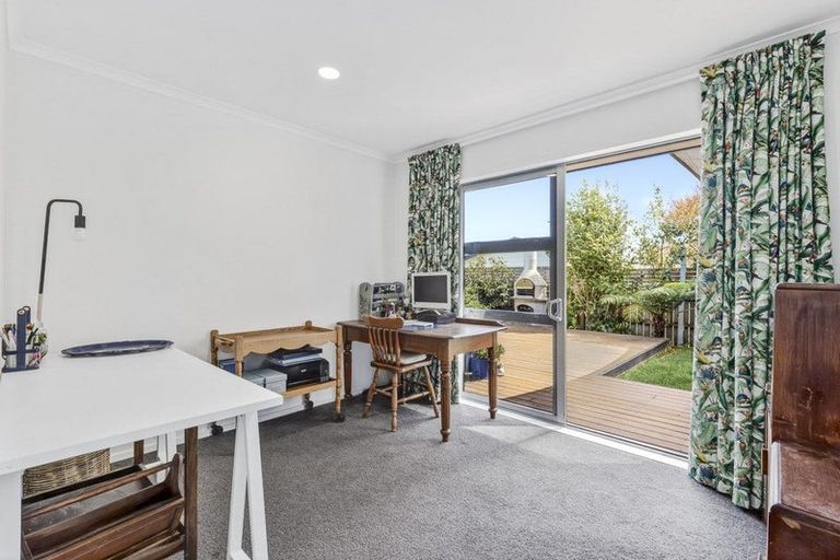 Photo of property in 14 Phoebe Place, Richmond, 7020