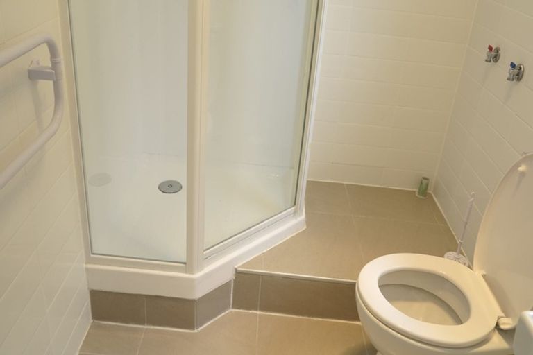 Photo of property in 2/7 Pinero Place, Bucklands Beach, Auckland, 2014