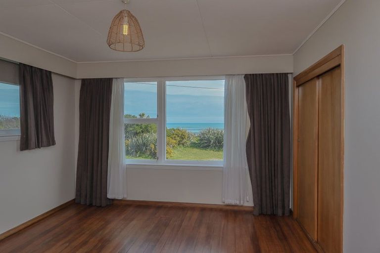 Photo of property in 32 Domett Esplanade, Cobden, Greymouth, 7802