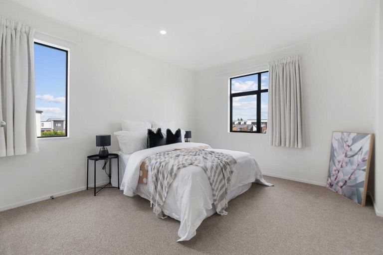 Photo of property in 23 Alliance Lane, Papakura, 2110