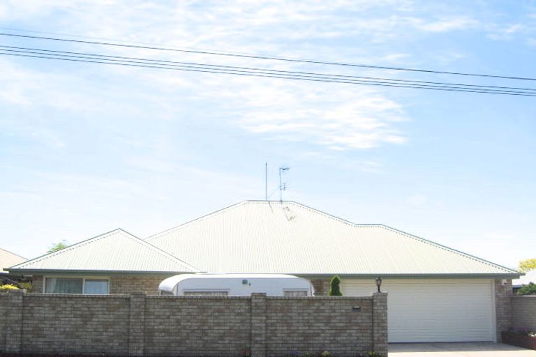 Photo of property in 28 Bicknor Street, Templeton, Christchurch, 8042