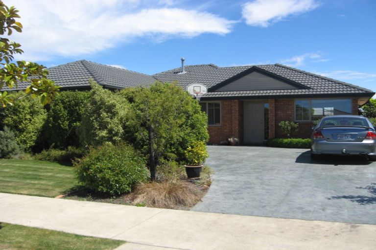 Photo of property in 8 Talbot Road, Northwood, Christchurch, 8051