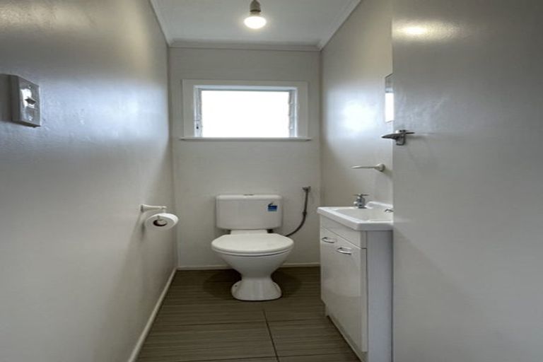 Photo of property in 70 Angelo Avenue, Howick, Auckland, 2014