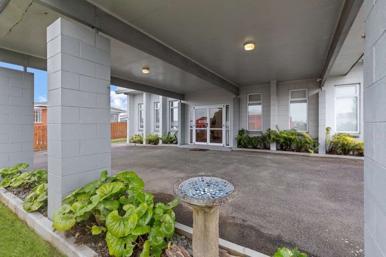 Photo of property in 373 Broadway, Stratford, 4332