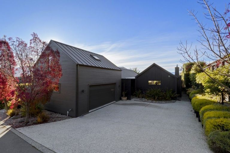 Photo of property in 3 Mckellar Drive, Jacks Point, Queenstown, 9371