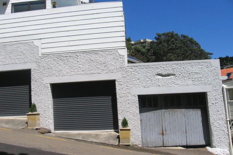 Photo of property in 8 Wilkinson Street, Oriental Bay, Wellington, 6011