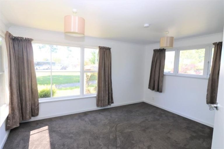 Photo of property in 39 Somerset Crescent, Spreydon, Christchurch, 8024