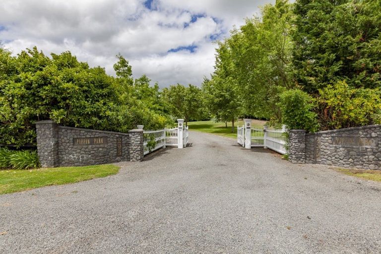 Photo of property in 295 Porangahau Road, Waipukurau, 4282