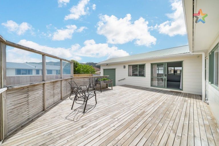 Photo of property in 5a Kilkenny Grove, Wainuiomata, Lower Hutt, 5014