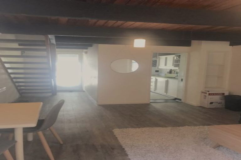 Photo of property in 28b Ranelagh Street, Karori, Wellington, 6012