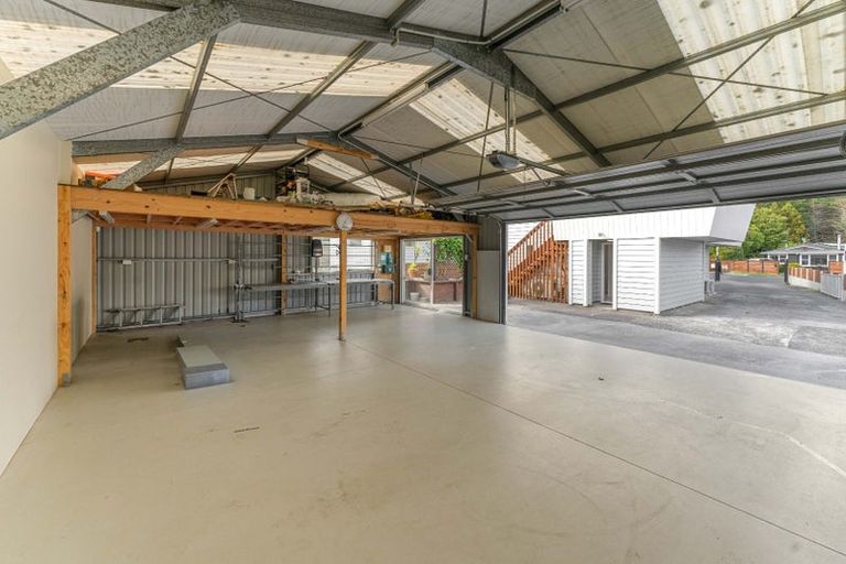 Photo of property in 17 Awatea Terrace, Lynmore, Rotorua, 3010