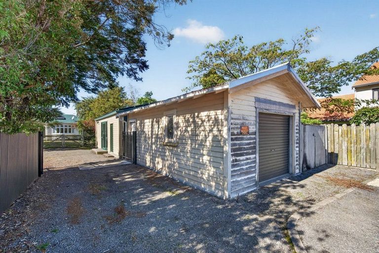 Photo of property in 19 Victoria Street, Masterton, 5810