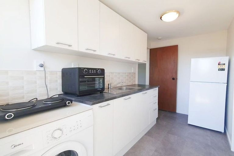 Photo of property in 2/35 Salisbury Road, Birkdale, Auckland, 0626