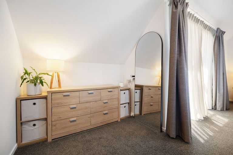 Photo of property in 5 Casterway Crescent, Jacks Point, 9371