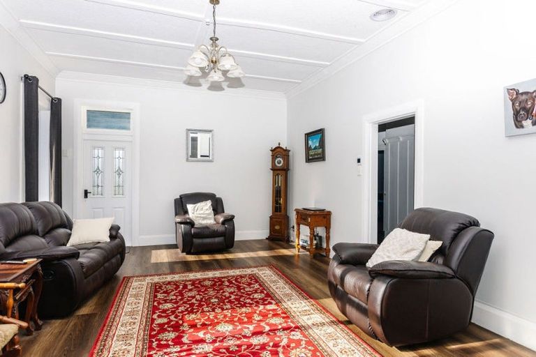 Photo of property in 267 High Street, Dannevirke, 4930