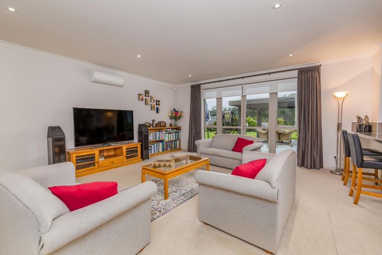Photo of property in 11 Riverbank Drive, Kerikeri, 0230