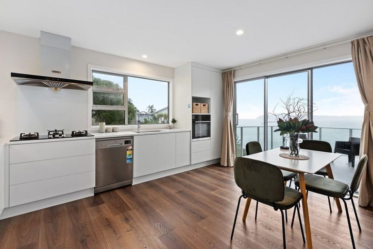 Photo of property in 4 Homebush Road, Khandallah, Wellington, 6035