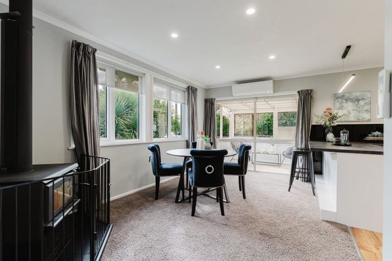Photo of property in 21 Augustus Street, Carterton, 5713