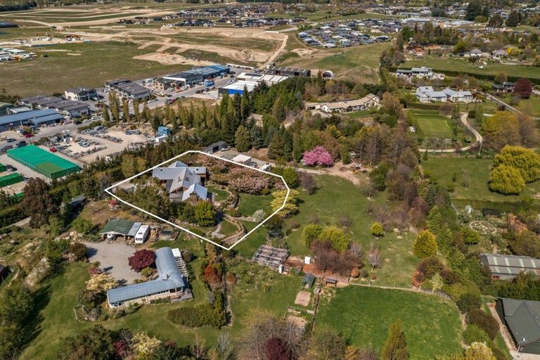 Photo of property in 46 Ballantyne Road, Wanaka, 9305