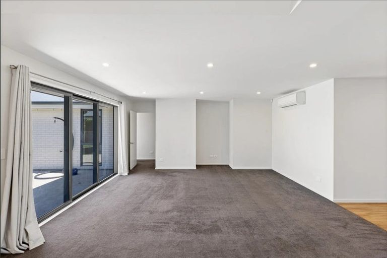 Photo of property in 33 Lowes Road, Rolleston, 7614