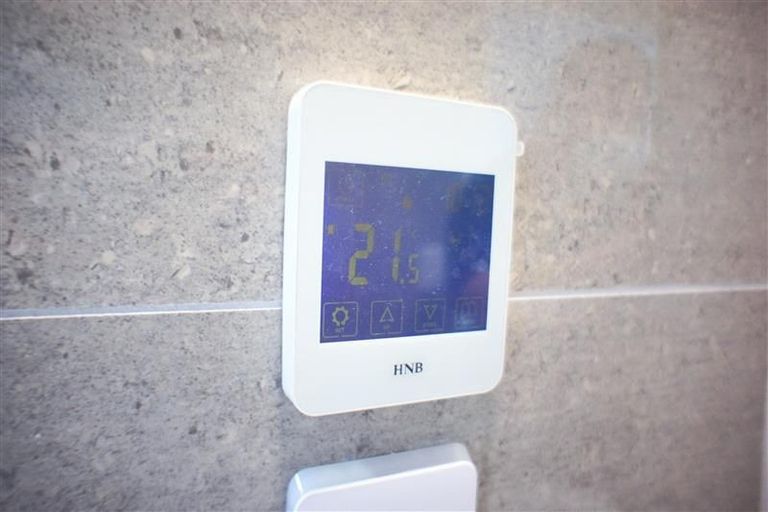 Photo of property in 42 Toanui Road, Hobsonville, Auckland, 0616