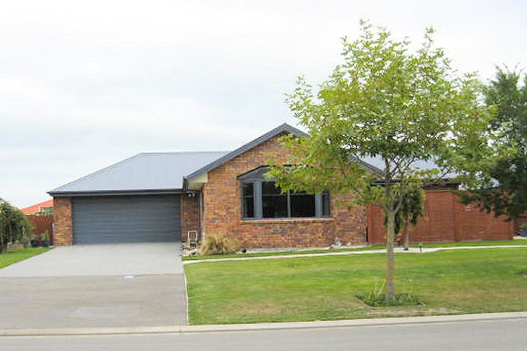 Photo of property in 21 Othello Drive, Rolleston, 7614