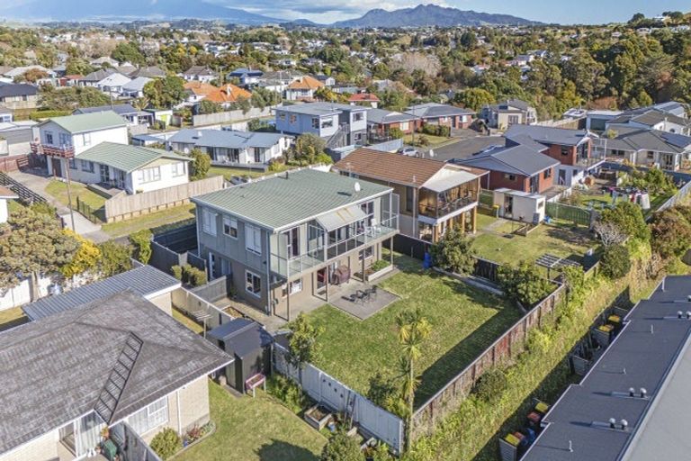 Photo of property in 4 Carver Place, Lynmouth, New Plymouth, 4310