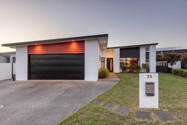 Photo of property in 23 Selliera Place, Papamoa Beach, Papamoa, 3118
