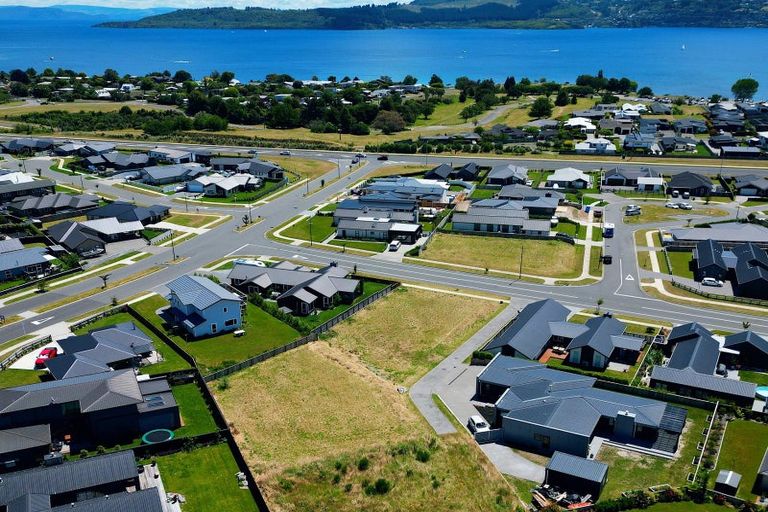 Photo of property in 4 Tuapapa Road, Wharewaka, Taupo, 3330