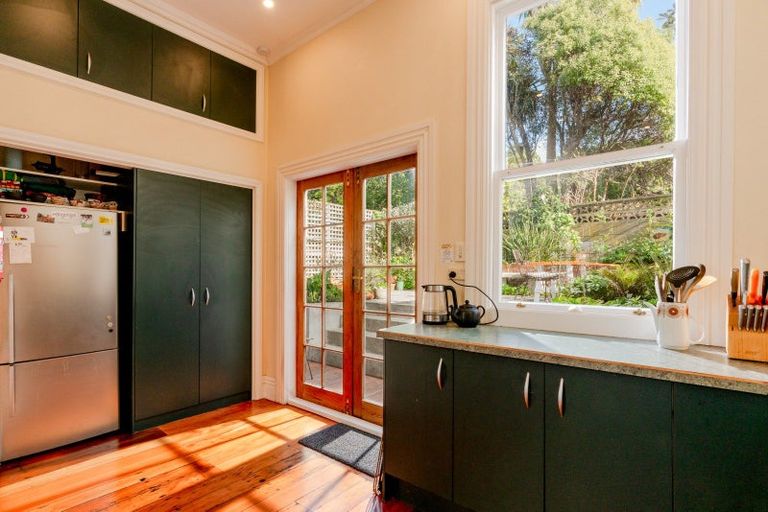 Photo of property in 62 Wright Street, Mount Cook, Wellington, 6021