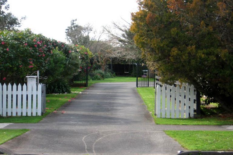 Photo of property in 77 Pitama Road, Awapuni, Palmerston North, 4412