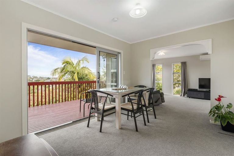 Photo of property in 301 Sunset Road, Sunnynook, Auckland, 0632