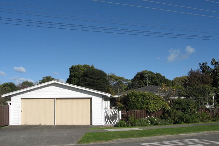 Photo of property in 1 Waitohu Valley Road, Otaki, 5512
