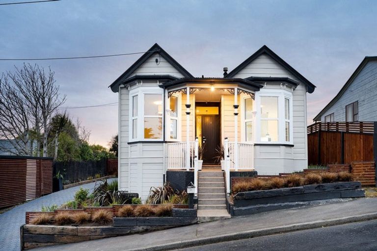Photo of property in 3 Blair Street, Kenmure, Dunedin, 9011