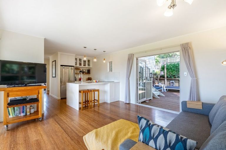 Photo of property in 171 Pinchgut Road, Kaukapakapa, 0873