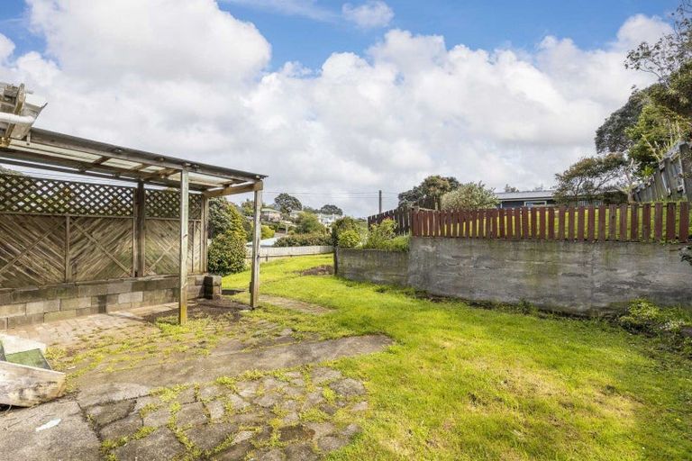 Photo of property in 3 Wiremu Place, Blagdon, New Plymouth, 4310