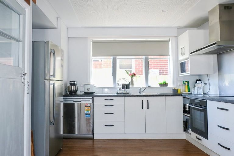 Photo of property in 334 Blenheim Road, Upper Riccarton, Christchurch, 8041