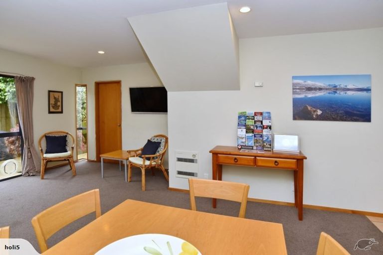 Photo of property in 40b Picton Avenue, Riccarton, Christchurch, 8011