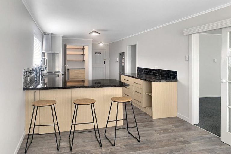 Photo of property in 3 Hospital Street, Dannevirke, 4930