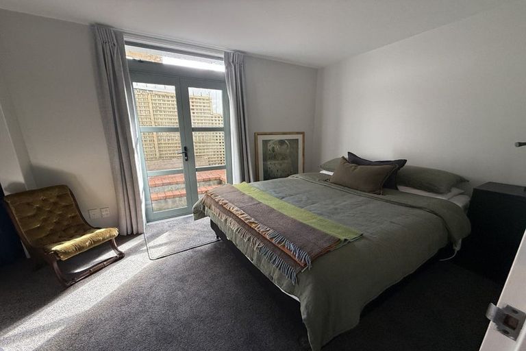 Photo of property in 7/28 Majoribanks Street, Mount Victoria, Wellington, 6011