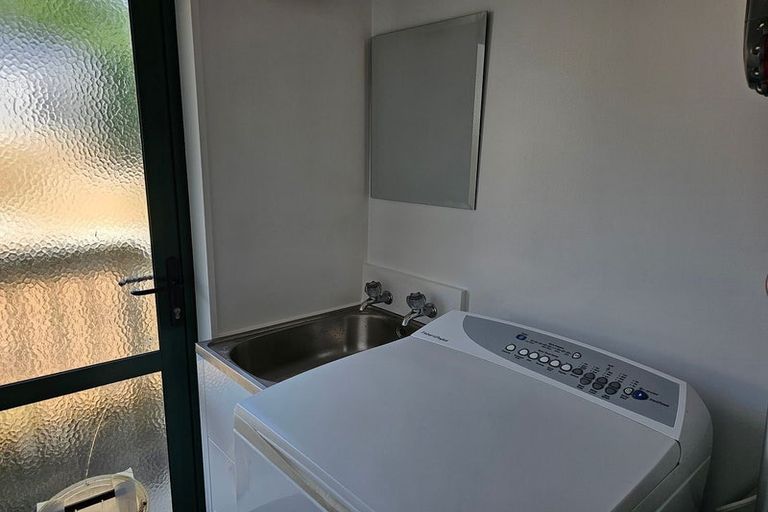 Photo of property in 14c Te Aroha Street, Hamilton East, Hamilton, 3216