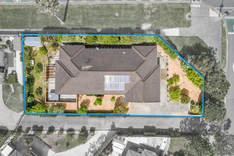 Photo of property in 2 Totara Views Drive, Red Beach, 0932
