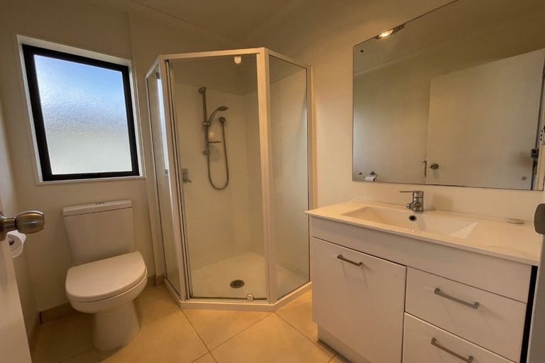 Photo of property in 65 Keri Vista Rise, Papakura, 2110