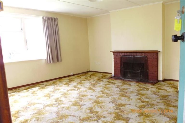 Photo of property in 43 Rintoul Street, Westport, 7825