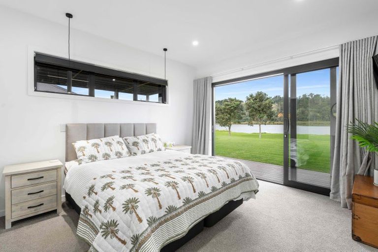 Photo of property in 18 Admiral Drive, Cooks Beach, Whitianga, 3591
