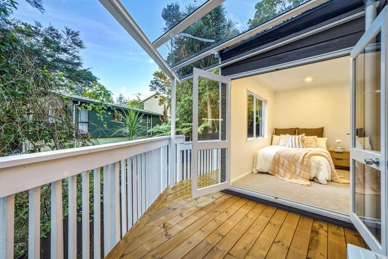 Photo of property in 2/26 Anne Mclean Drive, Bayview, Auckland, 0629