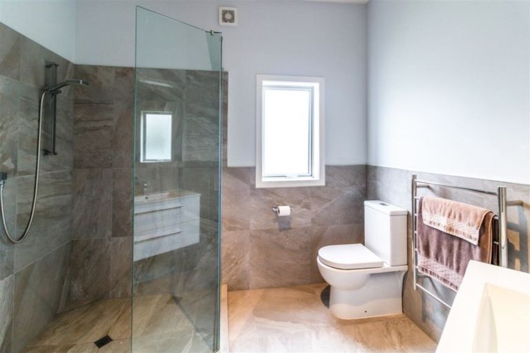 Photo of property in 39u5 Norton Road, Frankton, Hamilton, 3204